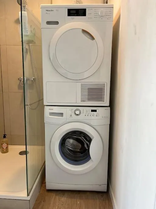 아파트 Charme Hausmanien Vue Parc 4 Famille Metro 6 파리