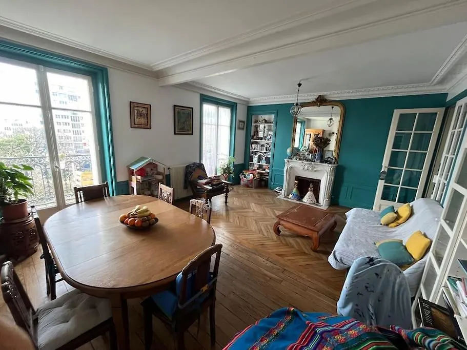 아파트 Charme Hausmanien Vue Parc 4 Famille Metro 6 파리